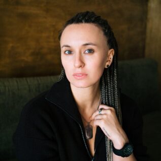 Writing Poetry in War: An Evening with Yaryna Chornohuz
